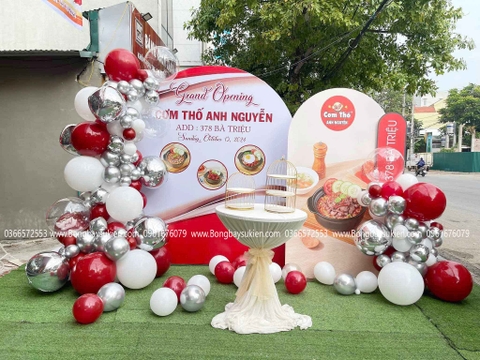 Trang Trí Khai Trương Quán Cơm Thố Hà Nội