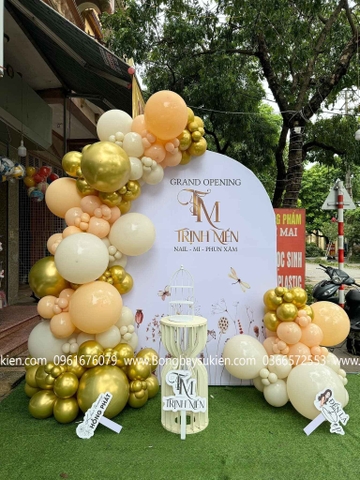 Trang Trí Khai Trương Quán Nail Mi Phun Xăm