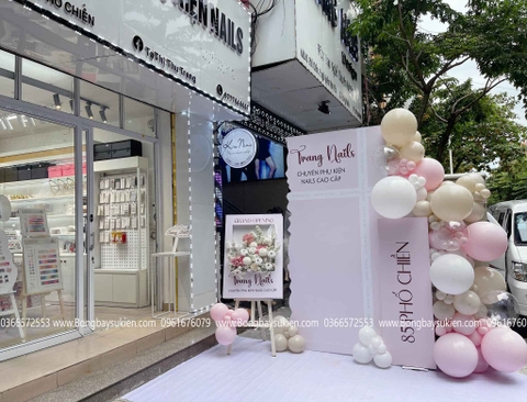 Trang Trí Khai Trương Shop Phụ Kiện Nails