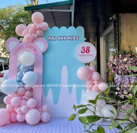 Trang Trí Khai Trương Shop Quần Áo Trẻ Em