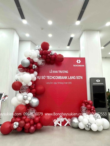 Trang Trí Khai Trương Trụ Sở Techcombank