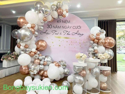 Trang Trí Kỷ Niệm Ngày Cưới Tại Hoàn Kiếm