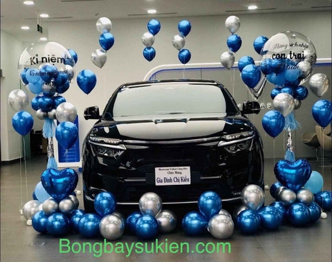 Trang trí lễ bàn giao xe đẹp giá rẻ