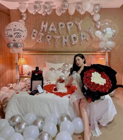 Trang Trí Sinh Nhật Người Lớn Bằng Bóng Bay Tại Hoàng Mai