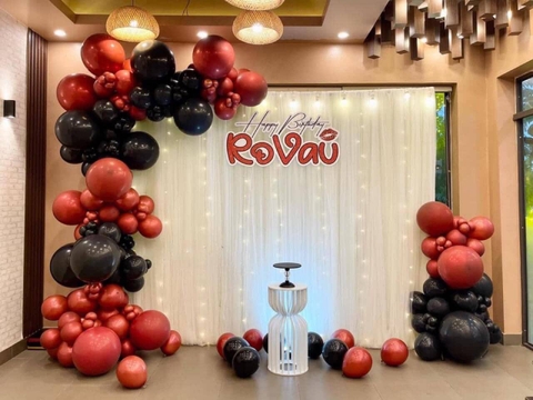 Trang Trí Sinh Nhật Người Lớn Tại Nhà Hàng