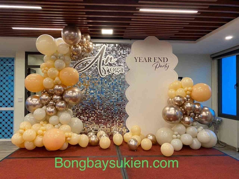 Trang Trí Tiệc Tất Niên Công Ty tại Ba Đình