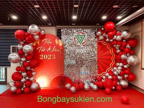 Trang Trí Tiệc Tất Niên Công Ty Uy Tín