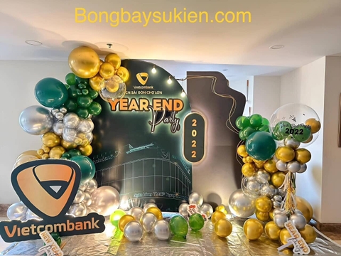 Trang trí tiệc tất niên liên hoan cuối năm