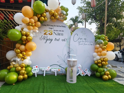 CÁC MẪU TRANG TRÍ HỌP LỚP  KỶ YẾU TẠI HOÀI ĐỨC HÀ NỘI ĐẸP