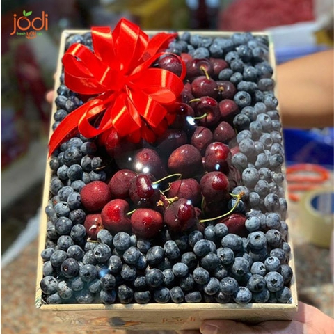 Hộp Quà Trái Cây Việt Quất & Cherry HL03