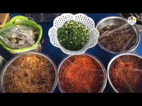 Nguyên liệu làm bánh tráng kẹp rất đa dạng, phong phú