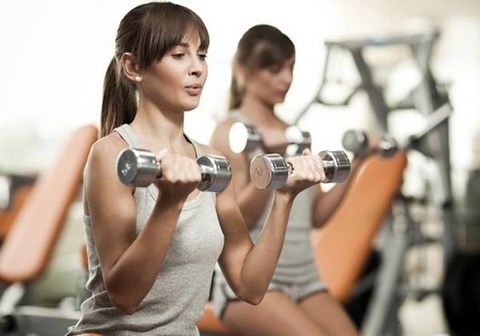 Dạy hít thở đúng cách khi tập gym tránh kiệt sức và thiếu oxy