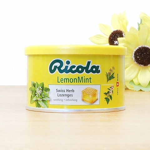 리콜라 무설탕 레몬 민트맛 캔디 100G RICOLA Keo ngam vi chanh bac ha hop