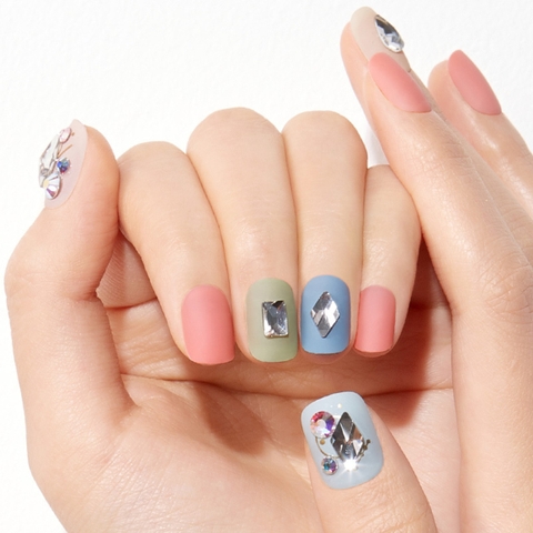 데싱디바 매직프레스 네일 - 일리아나 DASHINGDIVA Bo dan mong tay Iliana