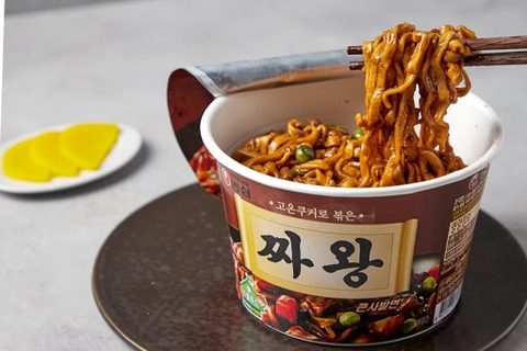 농심 짜왕 큰사발 105G NONGSHIM My ZhaWang bat