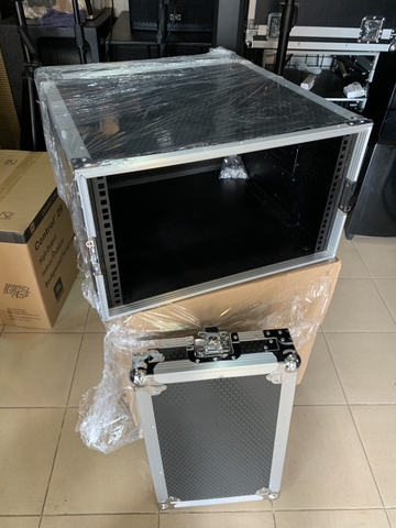 Tủ 6U Gỗ, Xách Tay Cạnh Bọc Nhôm, khóa cánh bướm