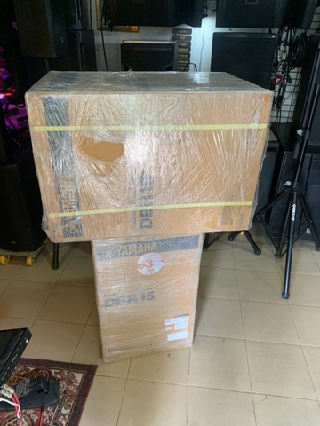 YAMAHA DBR-15 Bass 4 Tấc - 1000W  