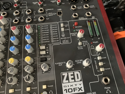 Đã bán [USED] Allen&Heath ZED60-10FX