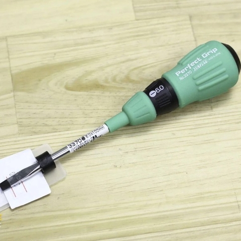 Tua vít dẹp Sunflag No.3370 6.0x100mm PerfectGrip