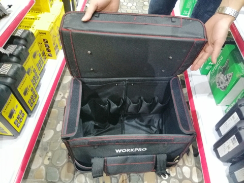 Vali kéo bằng vải polyester Size 18 Workpro W081029