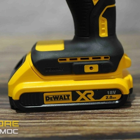 Máy khoan vặn vít pin Dewalt DCD777D2 18V