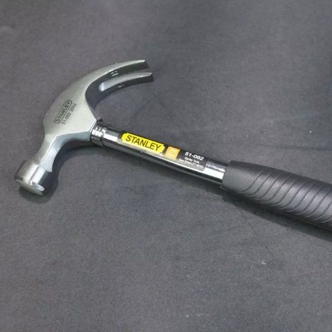 Búa nhổ đinh cán sắt Stanley 51-082-23, 51-081-23
