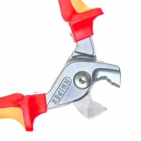 Kìm cắt cáp điện Ø15mm, cách điện 1000V Knipex 9516160