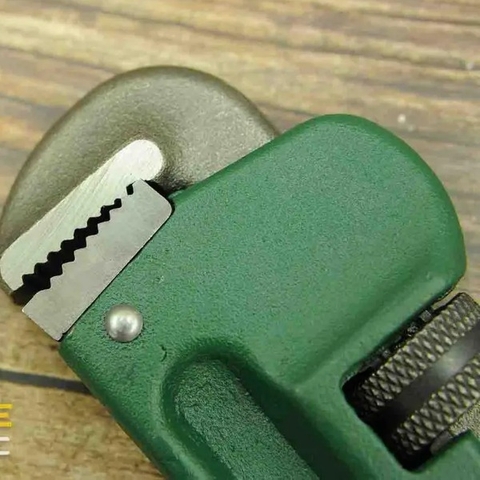 Mỏ lết răng 8, 10, 12, 14 Sata 70812, 70813, 70814, 70815