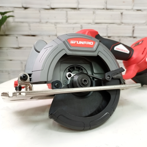 Bộ máy cưa đĩa pin đĩa pin  (2 pin + 1 sạc) đĩa 150mm Sfunpro SFD20G150A.2