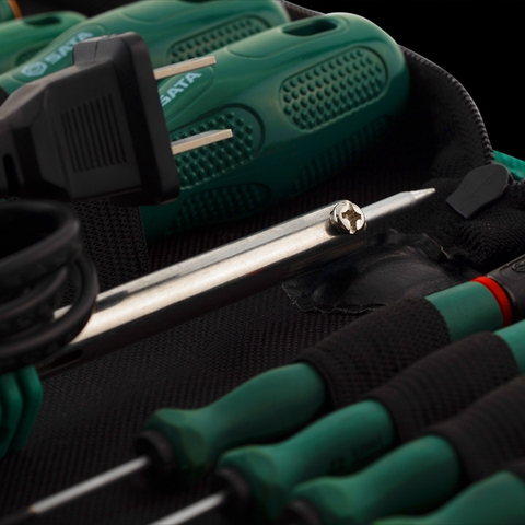 Bộ dụng cụ sửa chữa điện cầm tay 22 món Sata 03720