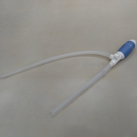 Bơm tay hóa chất 610mm Cmart UT-002