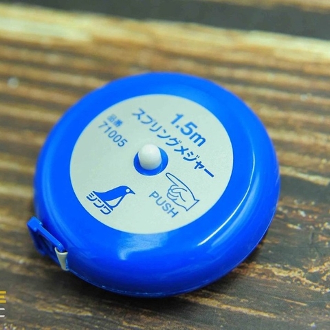 Thước kéo (cuộn) Nhật 1.5m hệ mét sợi thủy tinh Shinwa 71005