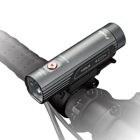 Đèn xe đạp V3.0 độ sáng 1200Lm chiếu xa 142m pin 2600mAh sạc USB-C Fenix BC21RV3