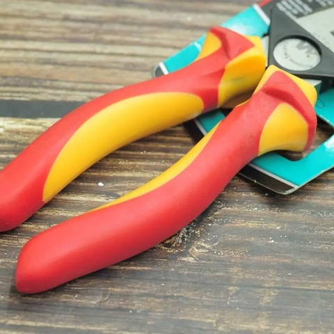 Kìm tổ hợp cách điện 1000V chuyên dùng 8