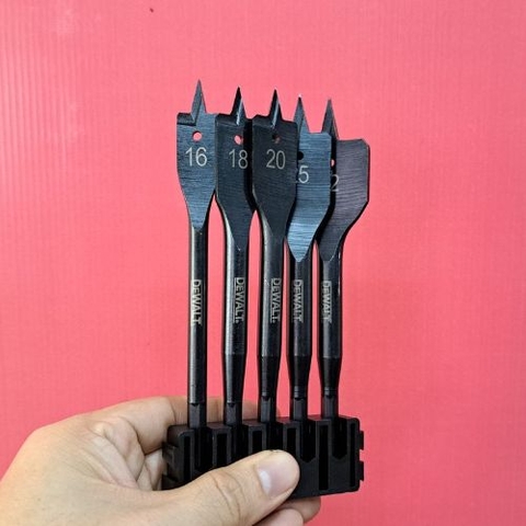 Bộ mũi khoan và mũi bắn vít Dewalt 75 chi tiết DT70764-QZ