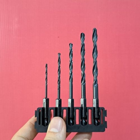 Bộ mũi khoan và mũi bắn vít Dewalt 75 chi tiết DT70764-QZ