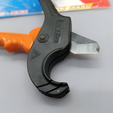 Kéo cắt ống PVC 32mm Buddy BC0065