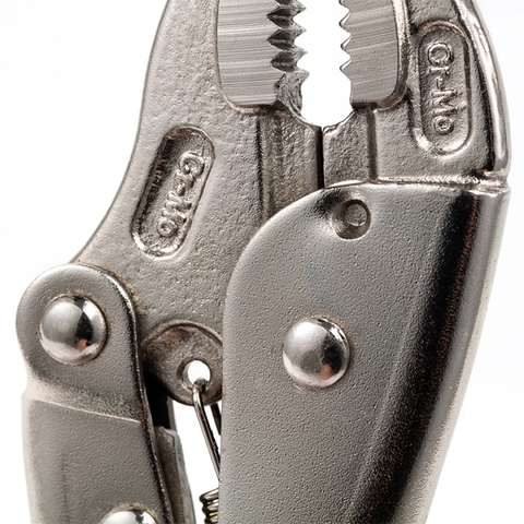 Kìm bấm chết mỏ cong 10 inch Sata 71103 cán trơn