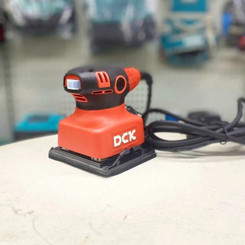 Máy chà nhám rung 240W DCK KSB03-100