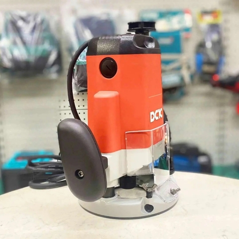 Máy phay/soi 1850W DCK KMR02-12