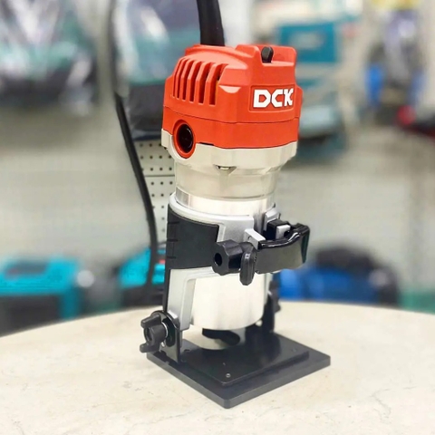 Máy phay/ soi 550W DCK KMP04-6B