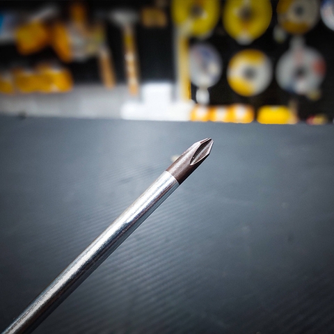 Tô vít 4 cạnh có từ tính Anex No.7700F+2×150 4