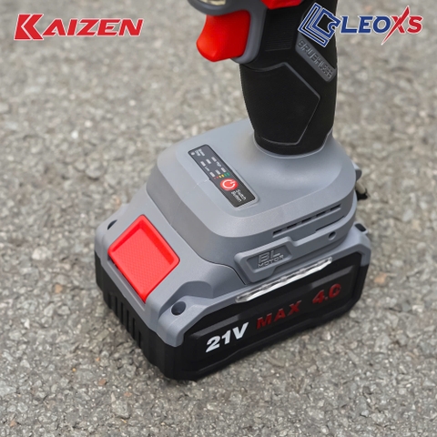 Máy bắn bu lông pin 350Nm chân M21 KAIZEN KZ-IW350NM (2pin 4ah, 1 sạc)