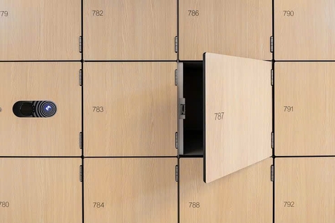 So sánh tủ gửi đồ thông minh và tủ gửi đồ truyền thống: Đâu là lựa chọn tối ưu cho nhu cầu của bạn?