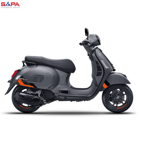 Vespa GTS Super Sport 150 Gray Travolgente