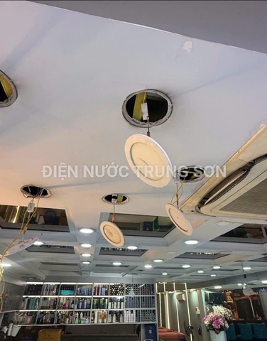Thợ Sửa Điện Tại Nhà TPHCM – Sửa Điện Nhanh, Uy Tín, Giá Hợp Lý