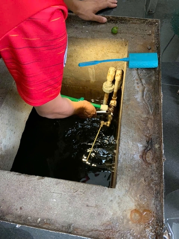 Thợ Sửa Chữa / Thay Mới Phao Cơ, Phao Điện Bồn Nước Uy Tín TPHCM