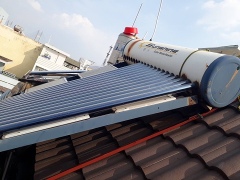 thợ sửa máy năng lượng mặt trời tại quận bình tân