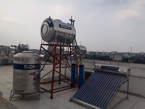 thợ sửa máy năng lượng mặt trời tại quận 12