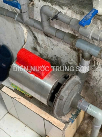 Dịch Vụ Lắp Đặt Máy Bơm Nước Tại Nhà TP.HCM Chuyên Nghiệp – Điện Nước Trung Sơn